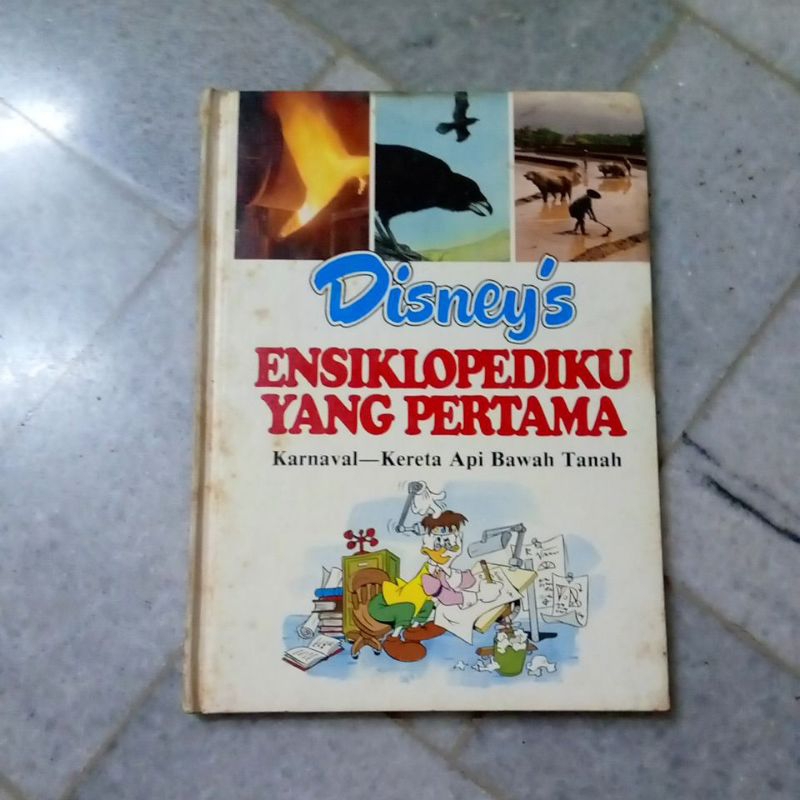 Ensiklopediku yang Pertama • Karnaval - Kereta Api Bawah Tanah