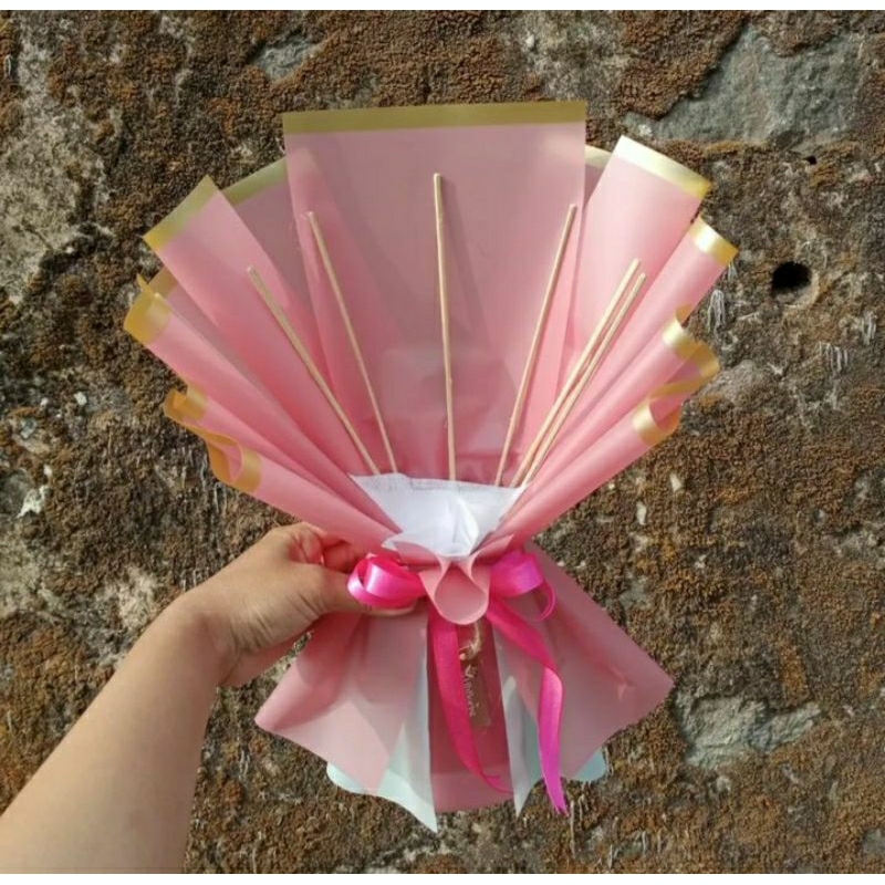 

buket kosongan ukuran mini sncak bisa di isi 5 sncak mini lidi 5