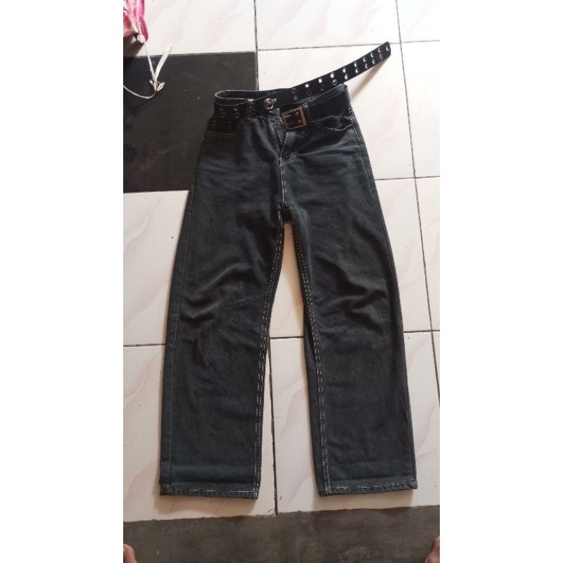 jeans gombrong