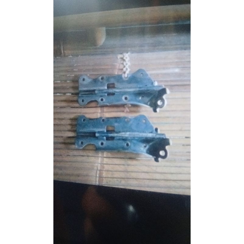 breket footstep depan supra x 125 old 125 batman kirana original murah