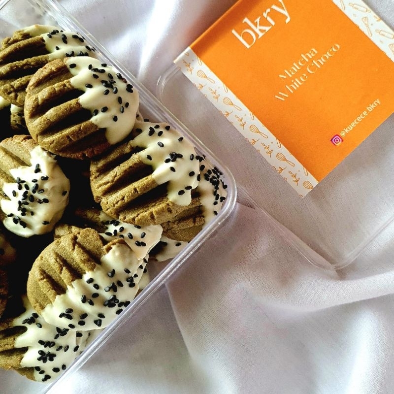 

Matcha White Choco by Kuecece.bkry/Matcha Cookies/kue kering/hampers/kado