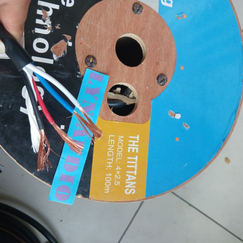 KABEL TITAN 4x2.5 SERABUT TEMBAGA KABEL ISI 4