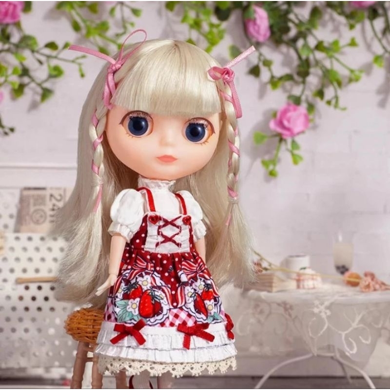 Popmart Blythe Strawberry Dress Movable doll  BJD Boneka Blythe