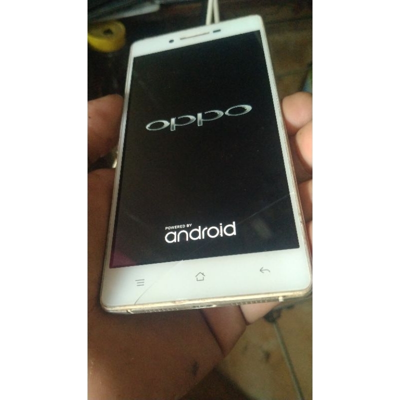 lcd Tc hp Oppo R1X lcd ORI cabutan minus tc retak tapi sentuh masih ok