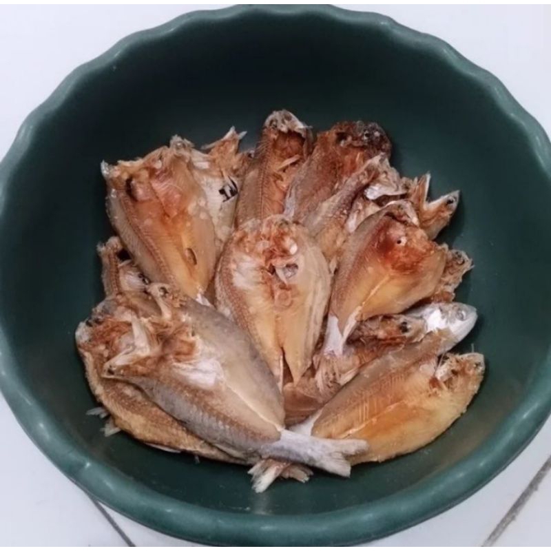 

Ikan Asin Bilis Belahan