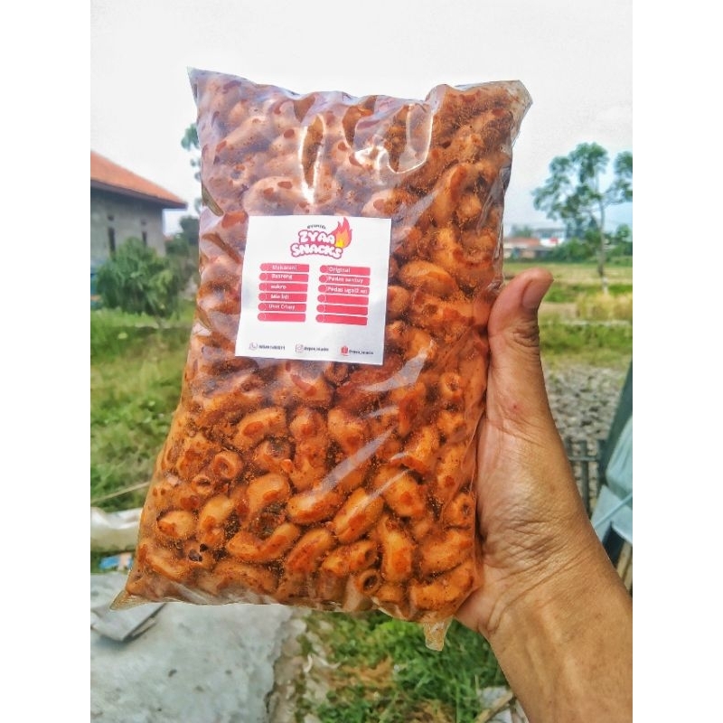 

makaroni Bantat PEDAS DAUN JERUK BY @ZYAA SNACKS 500g