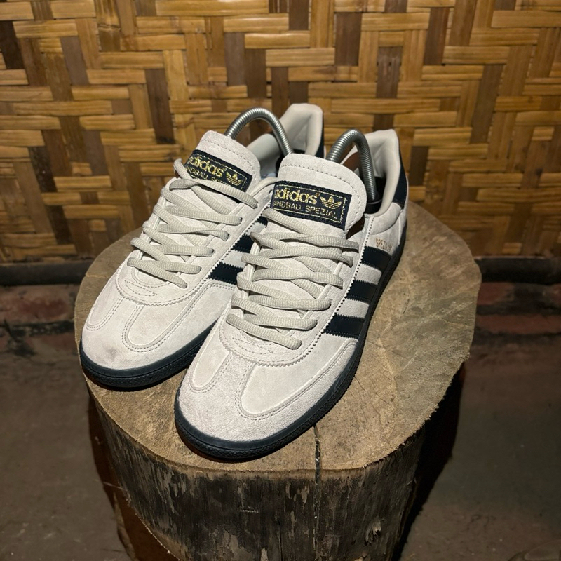 Sepatu Adidas Second Handball Spezial