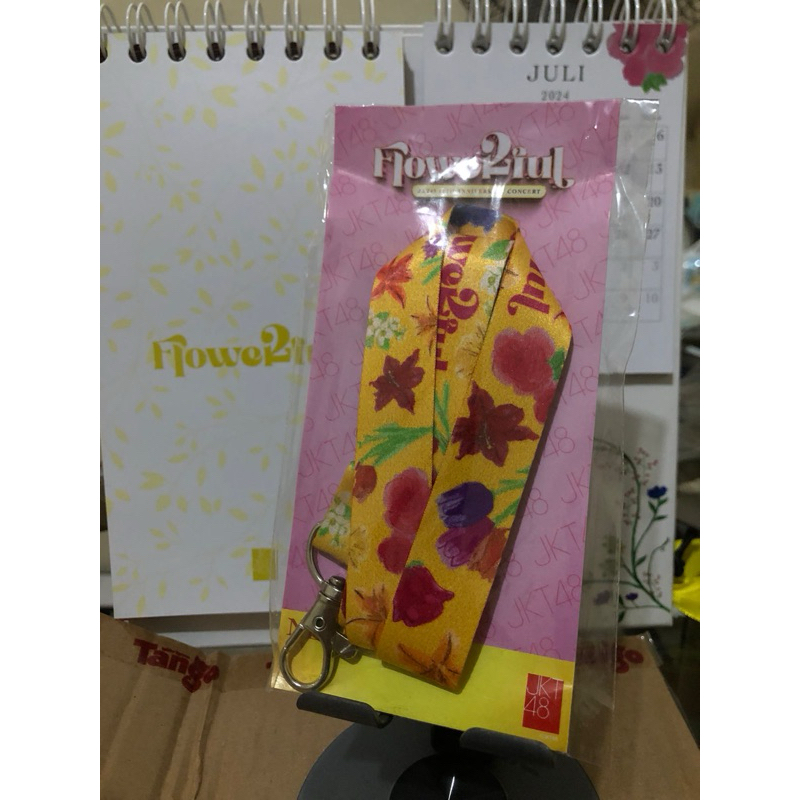 

Lanyard Flowerfull JKT48
