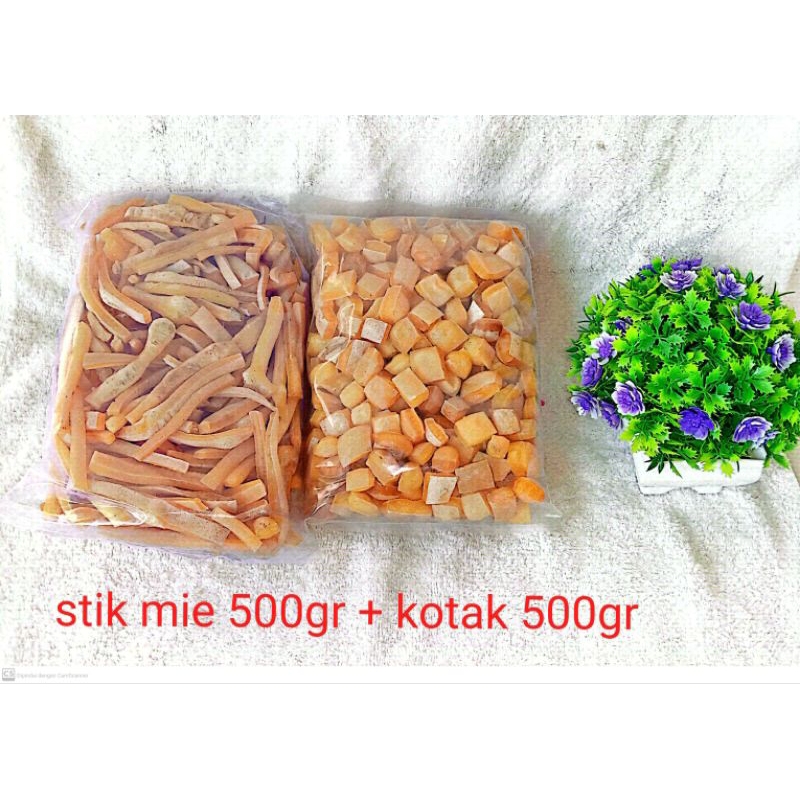 

stik mie 500gr+kotak/dadu 500gr