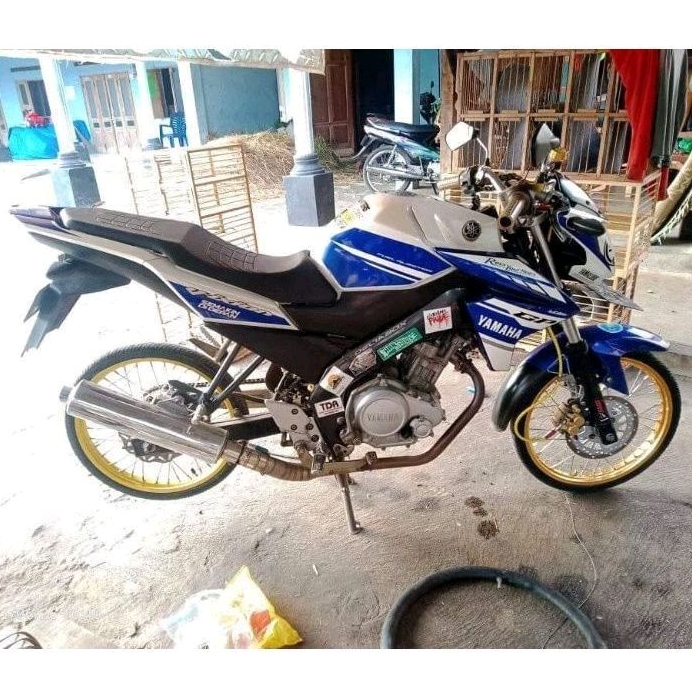 striping sticker lis new Vixion lighting 2014 variasi striping vixion gp biru putih