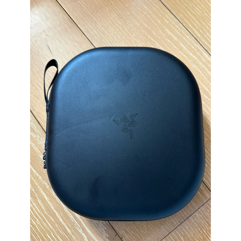 Razer Barracuda Pro - Wireless Gaming Headset Second