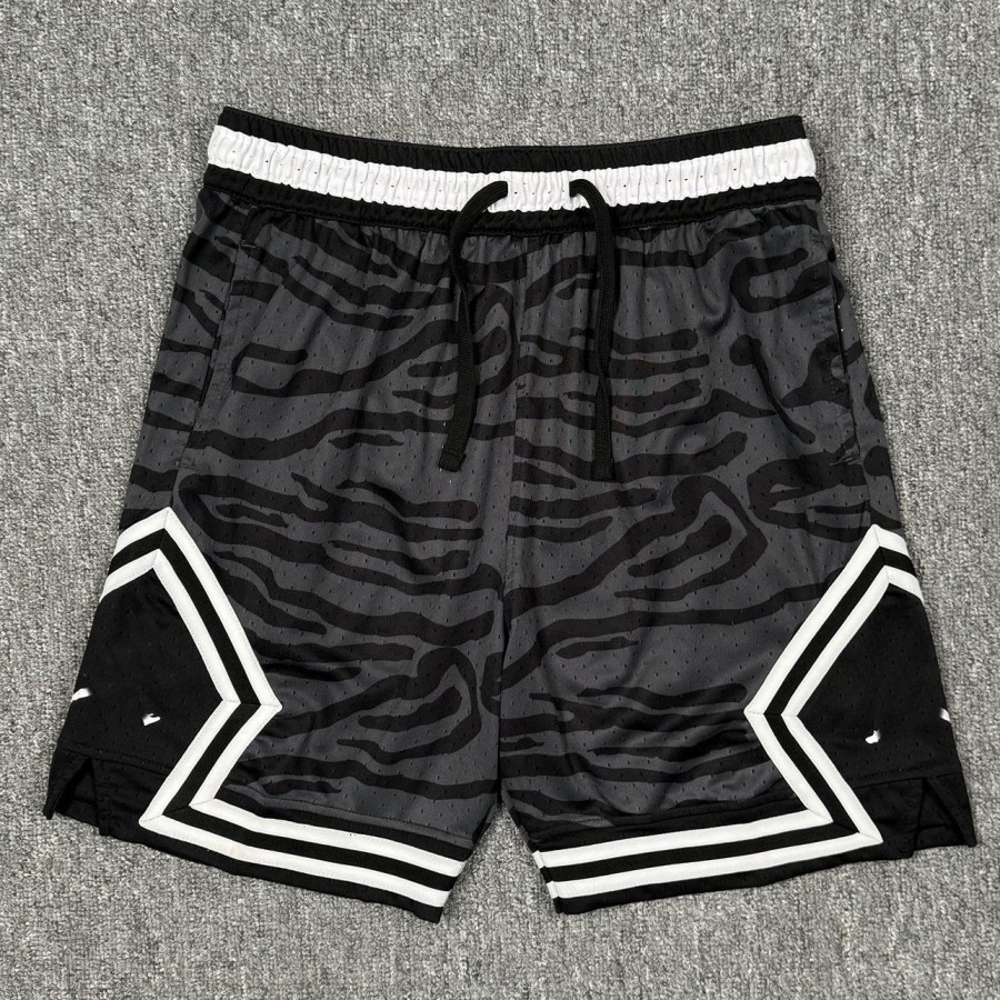 CELANA BASKET PENDEK JORDAN DNA / TRAINING / OLAHRAGA