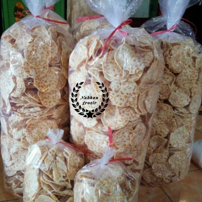 

1 KG KRIPIK TEMPE SAGU ENAK RENYAH KHAS TRENGGALEK