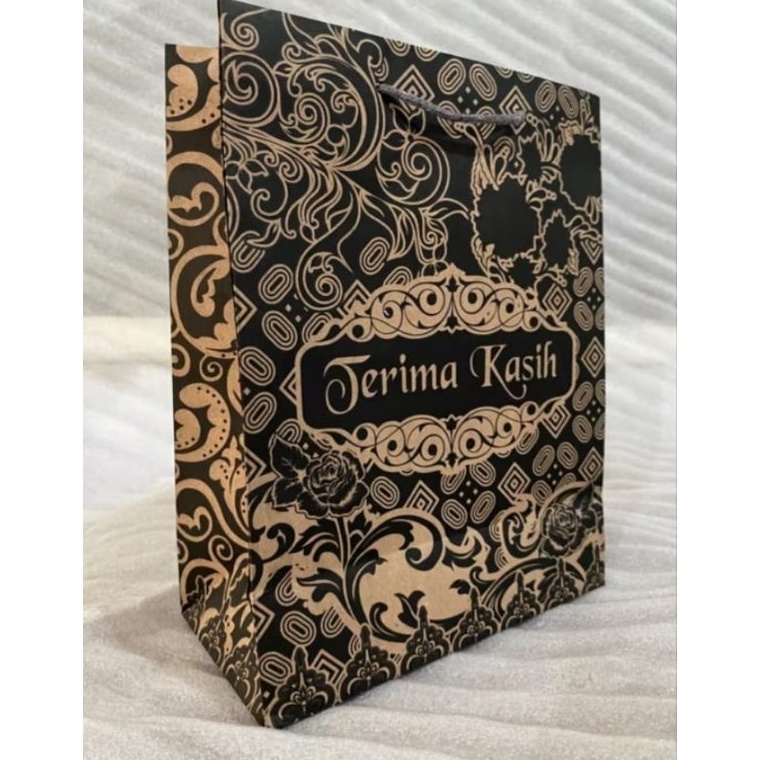 

Promo Terunik ISI 5 UK TANGGUNG 222757 PAPERBAG BATIK TAS KERTAS BATIK TAS SOUVENIR BATIK