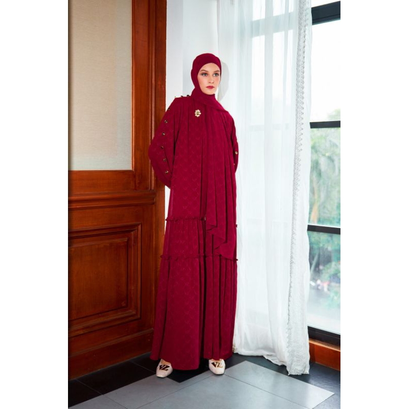 New VZ SIGNATURE EMBOSSED DRESS BURGUNDY