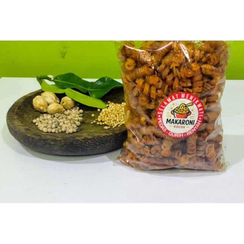 

Makaroni Ulir Spiral pedas manis gurih kriuk renyah 200gr