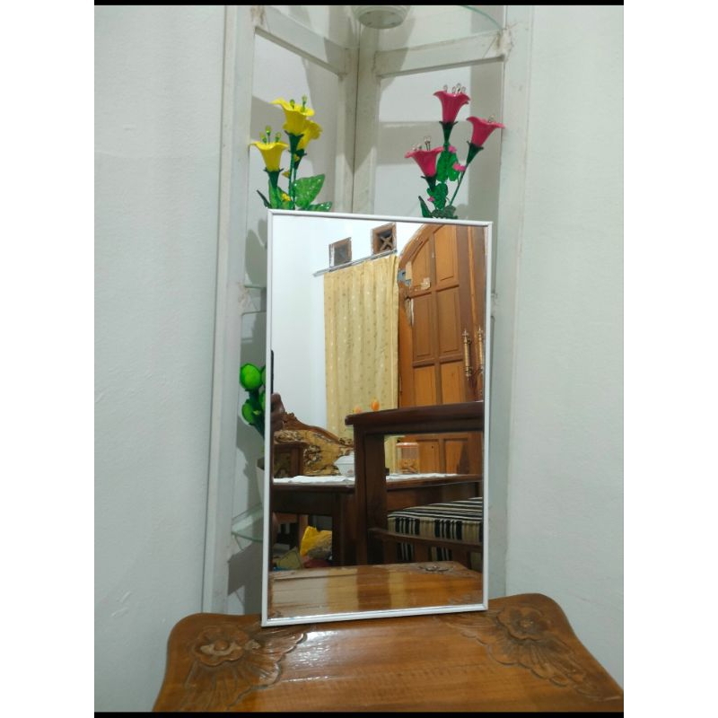 Cermin Minimalis Aesthetic (kecil)
