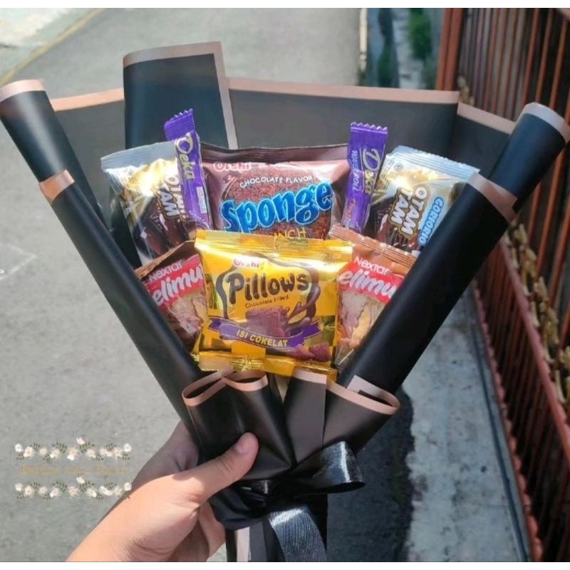 

Buket Snack Isi 8 Ciki (Free blank card) free kartu ucapan| Buket Jajan | Snack Bouquet | Handmade Pre-Order | Hadiah / Hampers | Kado Ulangtahun / Wisuda