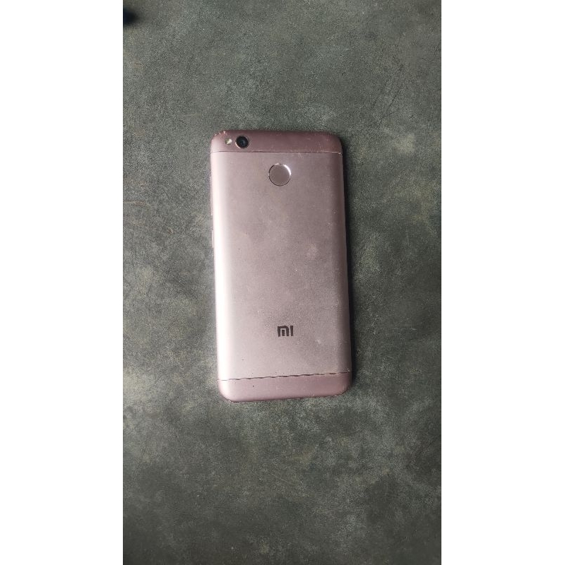 Mesin Xiaomi 4x ram 3 3²2 tested unit normal no pola akun mi minus minta ganti lcd.