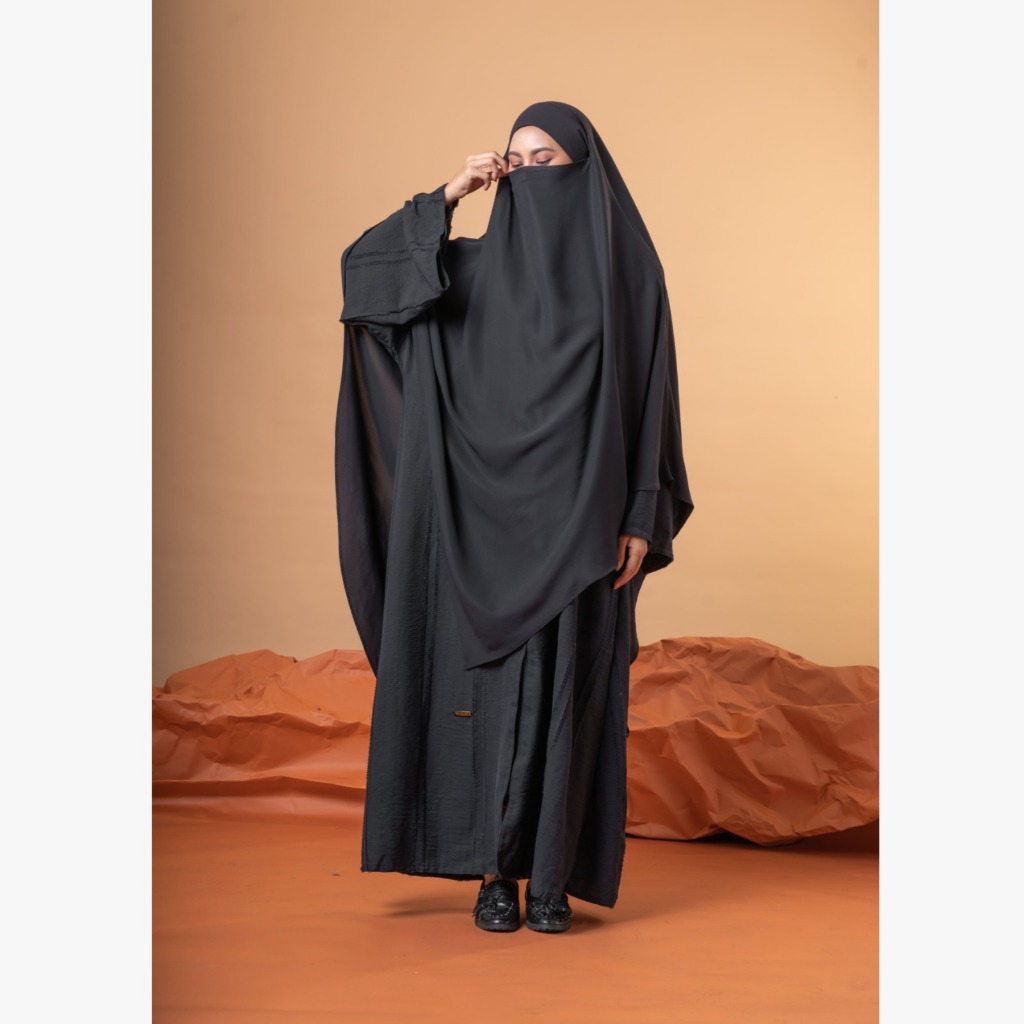 Nehhat Jinan Abaya