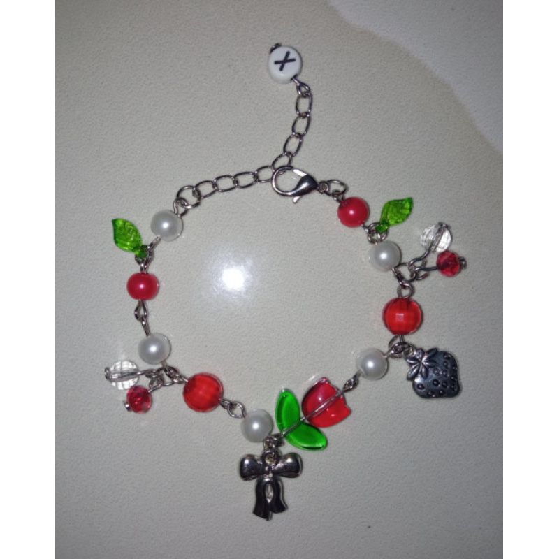 Gelang Rantai dan Gelang Pengait