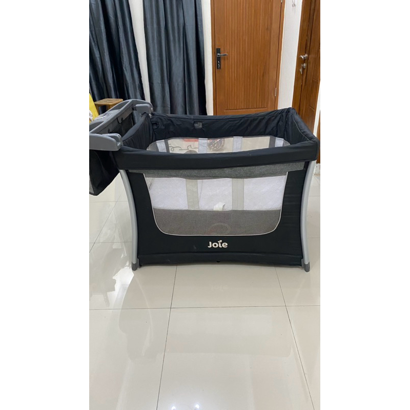 JOIE ILLUSION TRAVEL COT (BABY BOX) PRELOVED