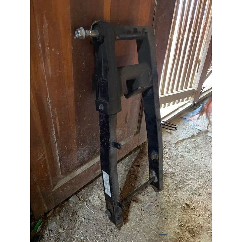 swing arm satria Fu