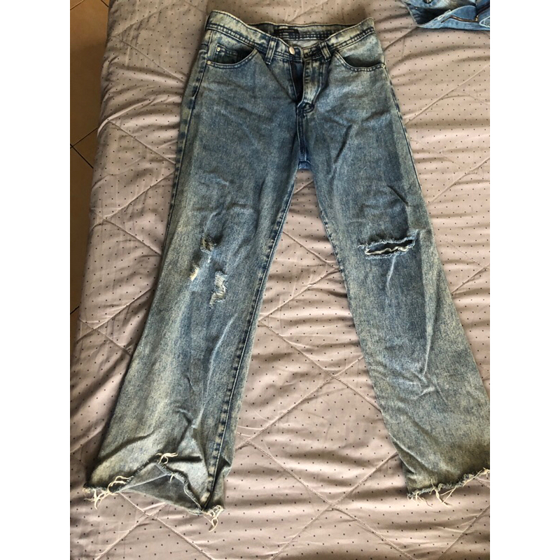 unbranded jeans