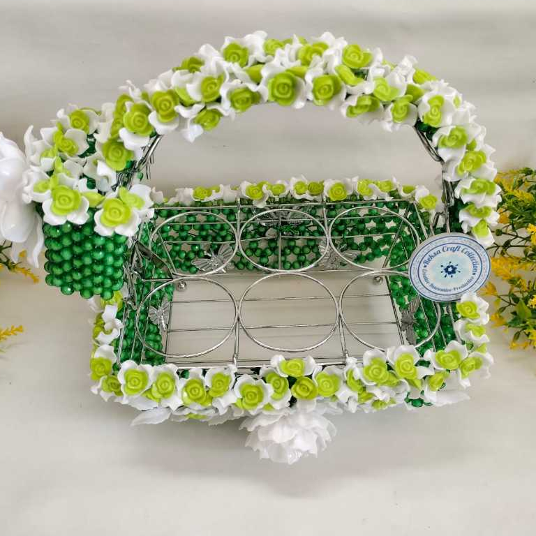 TEMPAT KERANJANG AQUUA AIR MINERAL GELAS 6 LUBANG WARNA HIJAU KOMBINASI PUTIH MOTE MANIK MELAMIN AKR