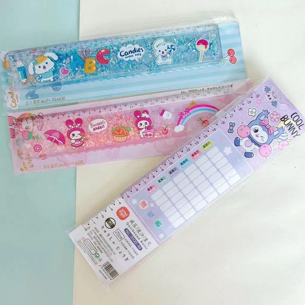 

Penggaris Air Glitter 20cm Motif Lucu untuk Anak Sekolah Karakter Sanrio & Astronot