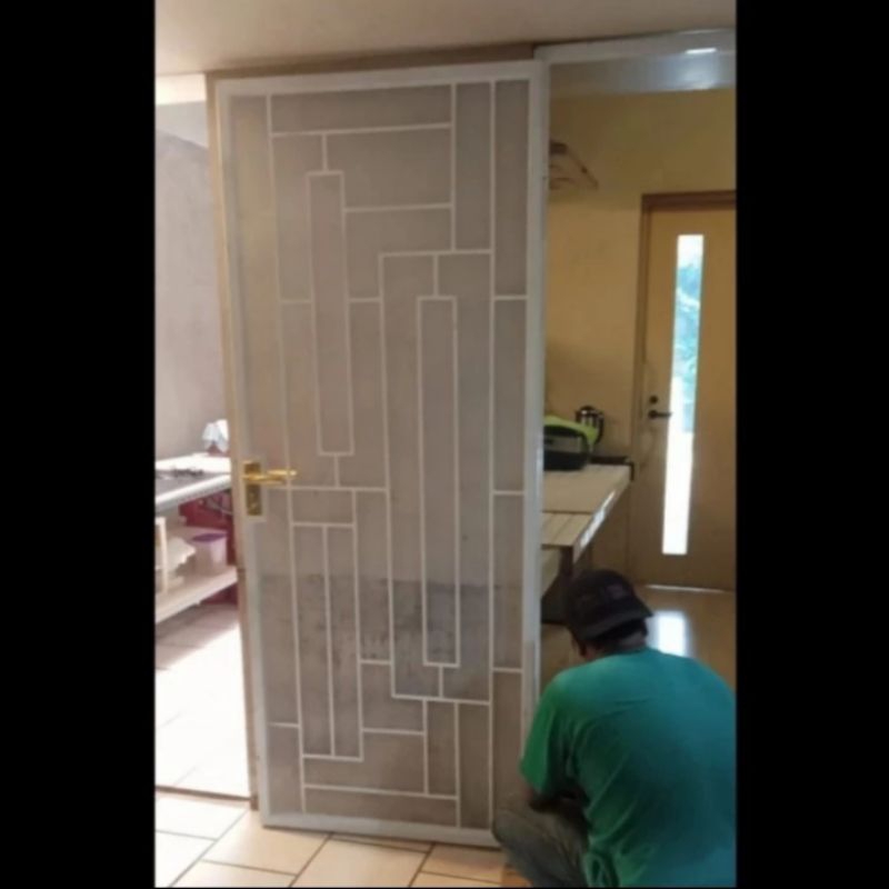 Pintu Teralis Kawat Nyamuk A02a