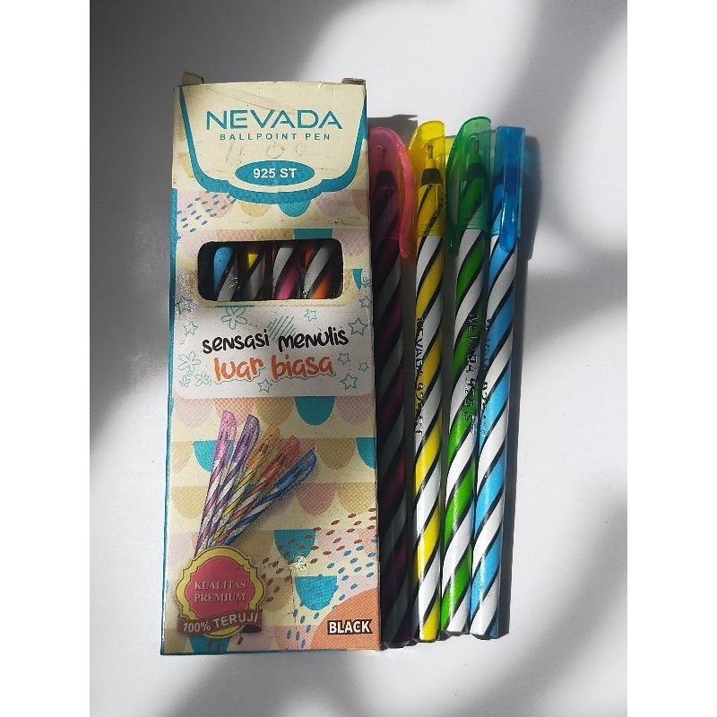 

Nevada Ballpoint Pen Warna Hitam (per box isi 12 pulpen)