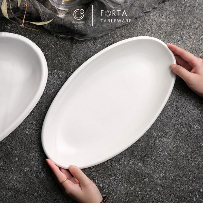 Piring Oval Keramik by Pyramid