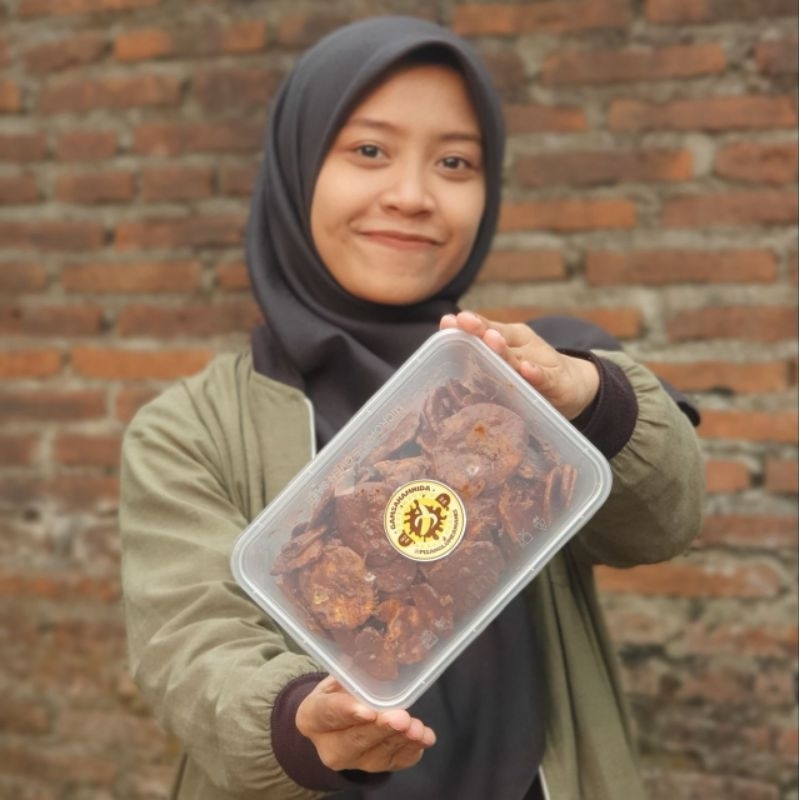 

BIG SIZE 1000ml - KERIPIK PISANG LUMER - Snack Kekinian Manis Rasa Coklat