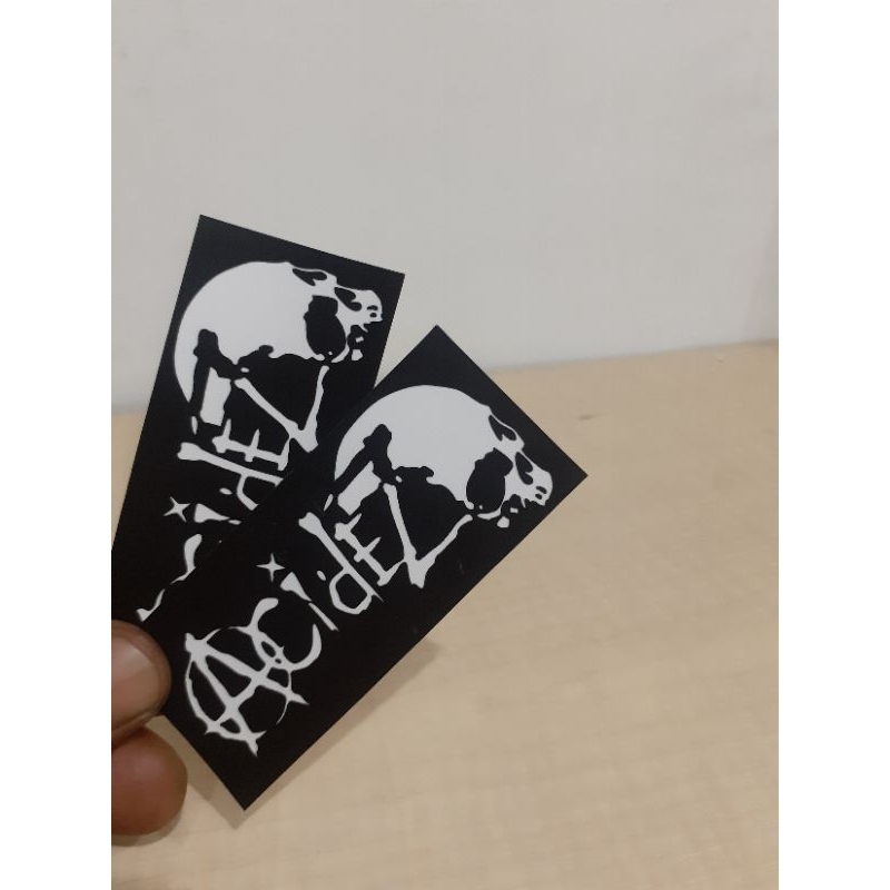 

stiker vynil tahan air