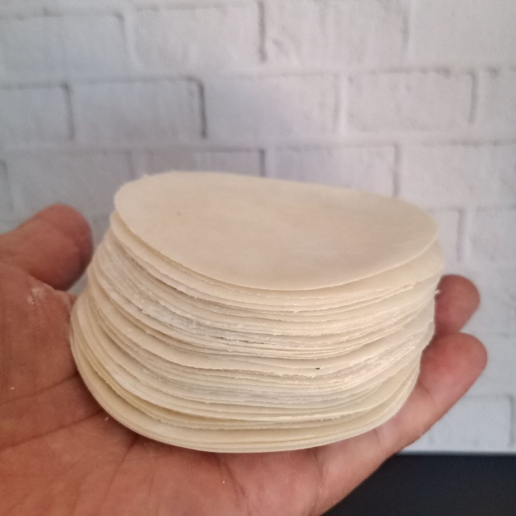 

Kulit Dimsum Bulat, Halal, Tipis, Lembut, Lentur, Kenyal, Anti Sobek, Diameter 8cm
