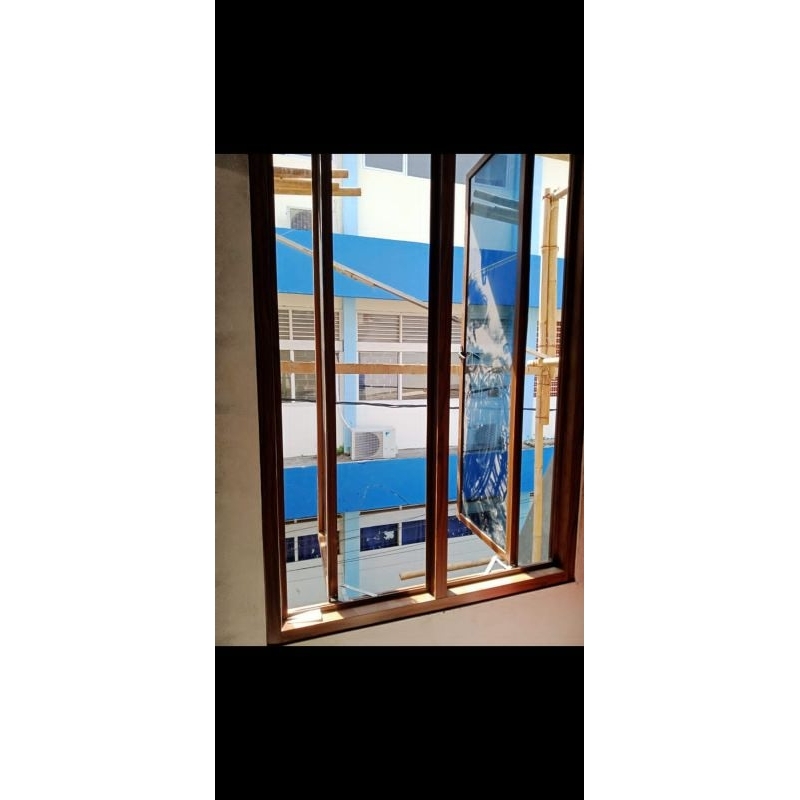 Kusen Motif Kayu Aluminium