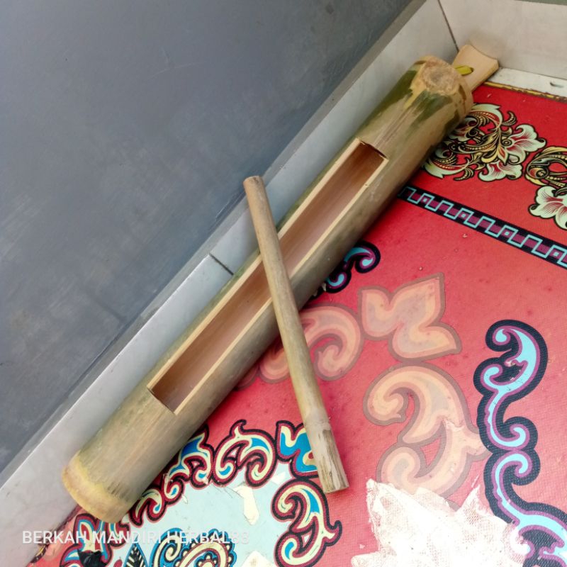 kentongan bambu/pos ronda anti maling