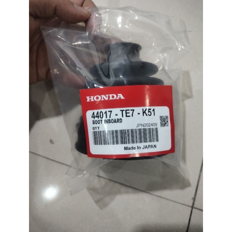 karet boot as roda CV joint dalam Honda BRV