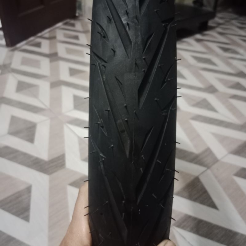 Ban Luar IRC 70/90-17 Tubeless