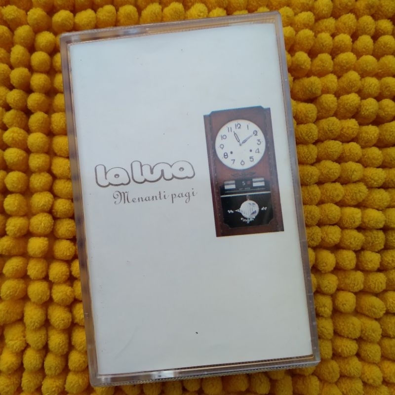 KASET PITA LA LUNA (MENANTI PAGI)