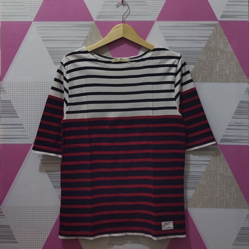 KAOS WANITA JOURNAL STANDARD (M)