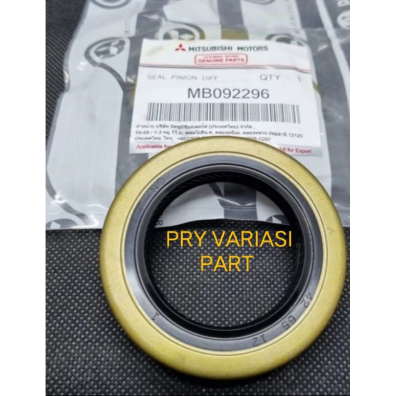 SEAL GARDAN SEAL PINION T120SS L300 BENSIN MB092296 ORI