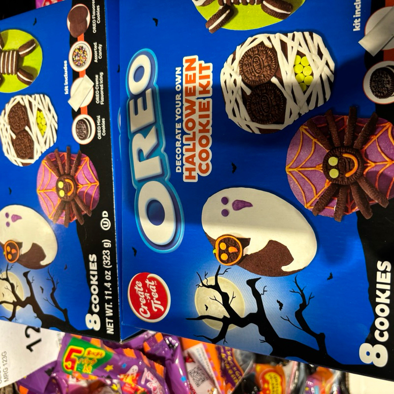

Oreo monster cookie kit Halloween