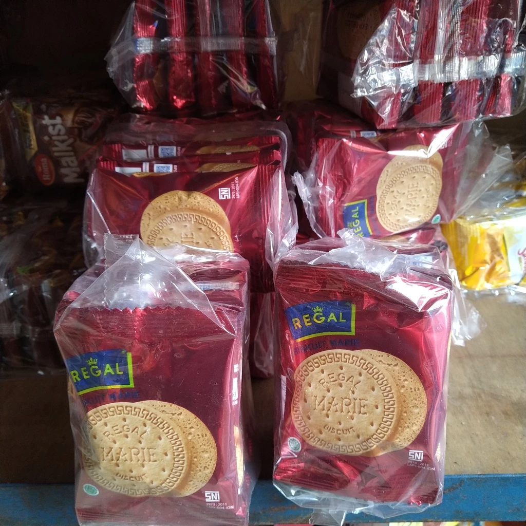 

BISKUIT MARIE REGAL SACHET / 1 PACK ISI 10 PCS