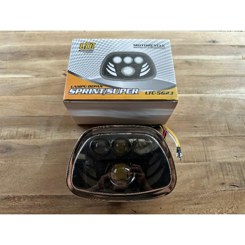 reflektor daymaker vespa super scarlet