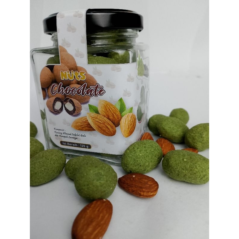 

Choco Matcha Almond