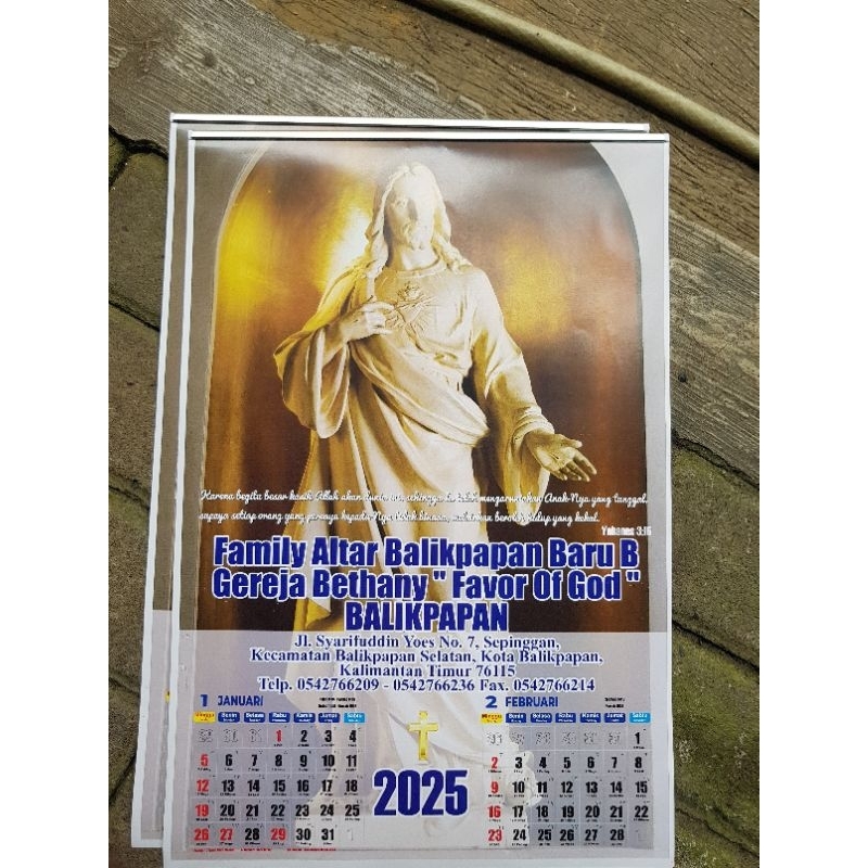 

preorder kalender 2025 custom gambar dan nama toko ukuran 32x48cm