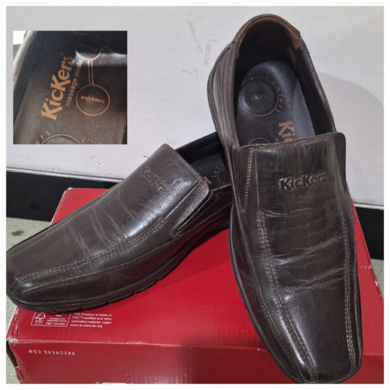 Preloved Sepatu Pantofel / Loafers Kickers & Leonardo