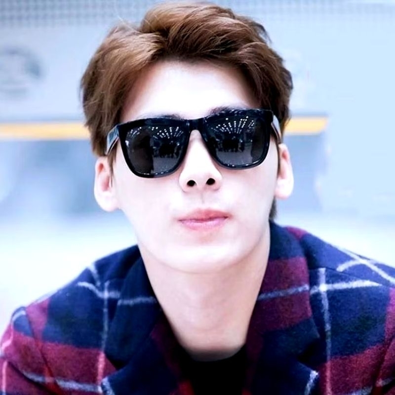 kacamata hitam korea pria